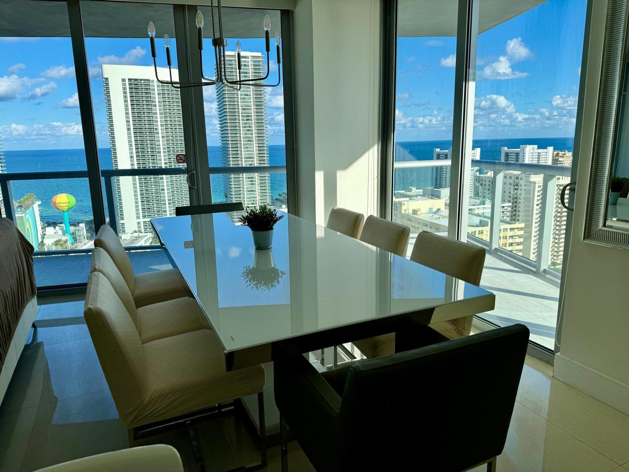 Mvr Apartments At Beachwalk Resort 哈兰代尔海滩 外观 照片